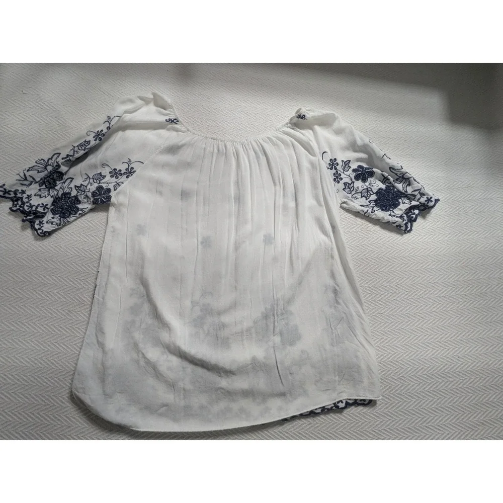 Boho‎ Embroidered Peasant Top Women XL White Blue Floral Cottagecore